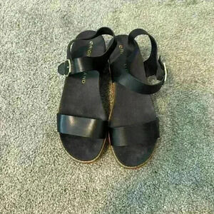 COLE HAAN WOMEN'S ORIGINALGRAND FLATFORM SANDAL, BLACK LEATHER/NYLON WEDGE, 6.5